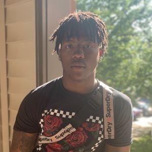 Meet your Posher, Devin